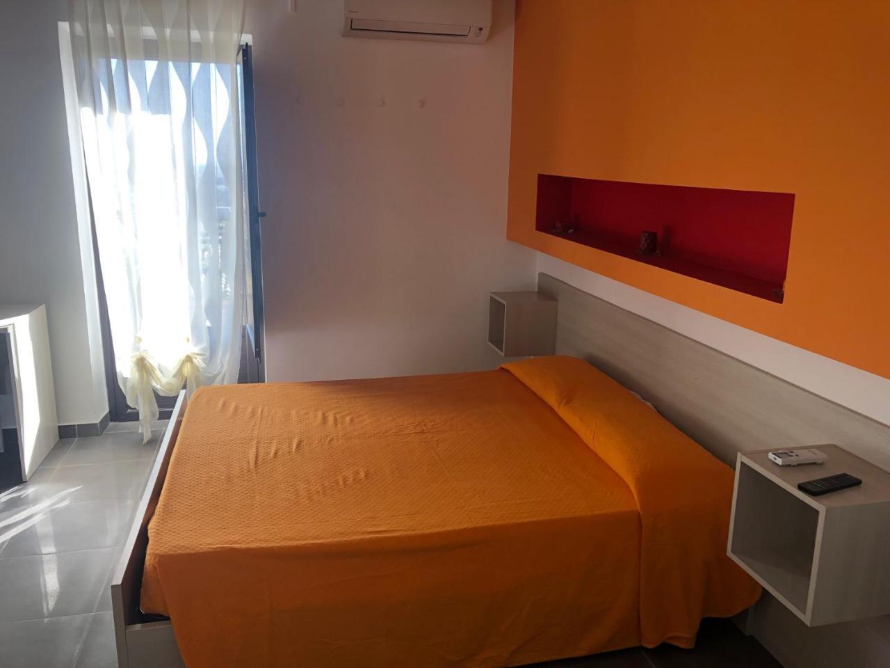 San Giorgio Rooms 卡尔塔吉罗 外观 照片